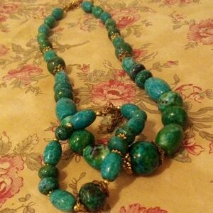 Chic Turquoise and Gold Beaded Necklace